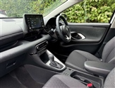 Toyota Yaris Image 2