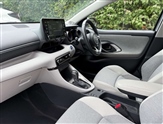 Toyota Yaris Image 2