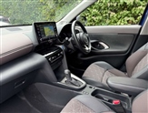 Toyota Yaris Image 2