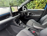 Toyota Yaris Image 2