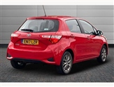 Toyota Yaris Image 2