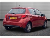 Toyota Yaris Image 2