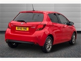 Toyota Yaris Image 2