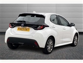 Toyota Yaris Image 2