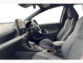 Toyota Yaris Image 2