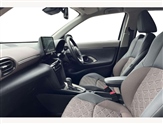Toyota Yaris Image 2