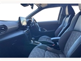 Toyota Yaris Image 2