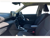 Toyota Yaris Image 2