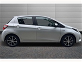 Toyota Yaris Image 6