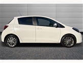 Toyota Yaris Image 6