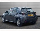 Toyota Yaris Image 6