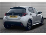 Toyota Yaris Image 2