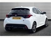 Toyota Yaris Image 2