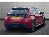 Toyota Yaris Image 2