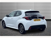 Toyota Yaris Image 6