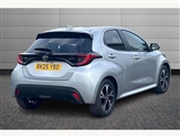 Toyota Yaris Image 2