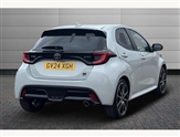 Toyota Yaris Image 2