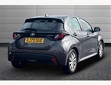 Toyota Yaris Image 2