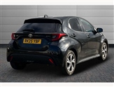 Toyota Yaris Image 2