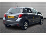 Toyota Yaris Image 2