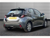 Toyota Yaris Image 2