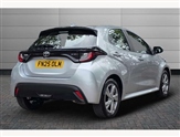 Toyota Yaris Image 2