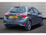 Toyota Yaris Image 2