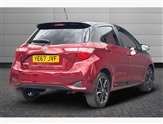 Toyota Yaris Image 2