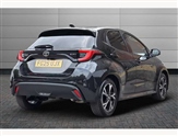 Toyota Yaris Image 2