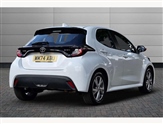 Toyota Yaris Image 2