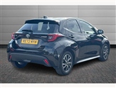 Toyota Yaris Image 2