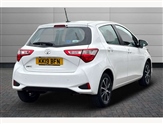 Toyota Yaris Image 2