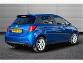 Toyota Yaris Image 2
