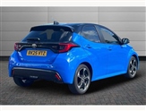 Toyota Yaris Image 2