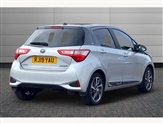 Toyota Yaris Image 2
