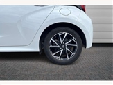 Toyota Yaris Image 5