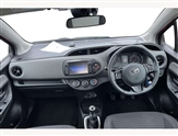 Toyota Yaris Image 6