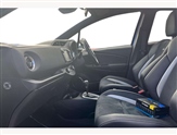 Toyota Yaris Image 2