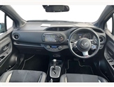 Toyota Yaris Image 6
