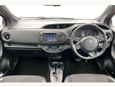 Toyota Yaris Image 6