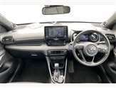Toyota Yaris Image 6