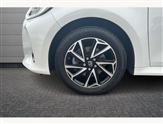Toyota Yaris Image 5