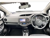 Toyota Yaris Image 6