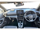 Toyota Yaris Image 6