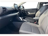 Toyota Yaris Image 2