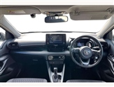Toyota Yaris Image 6