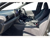 Toyota Yaris Image 2