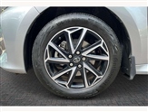 Toyota Yaris Image 6
