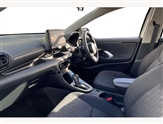Toyota Yaris Image 2