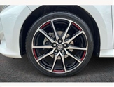 Toyota Yaris Image 6